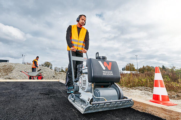 Wacker Neuson MP15 Single Direction Vibrating Plate Compactor