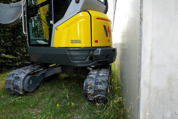 Wacker Neuson EZ26, 2.6 Ton Excavator Zero Tail